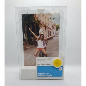 Room Essentials LED Photo Frame 4"x 6" Light Up White Base USB Power Cable NEW